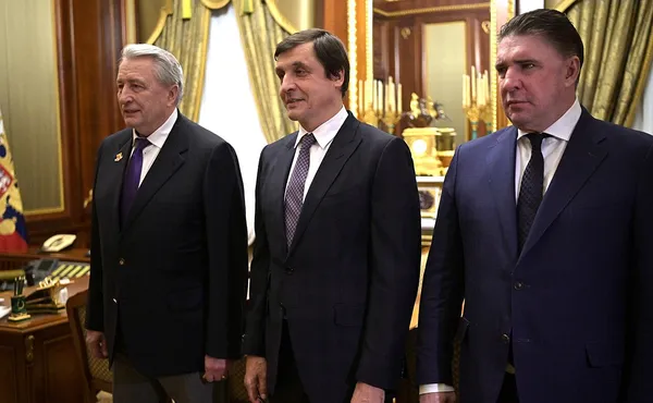 ����: �������� � ����������