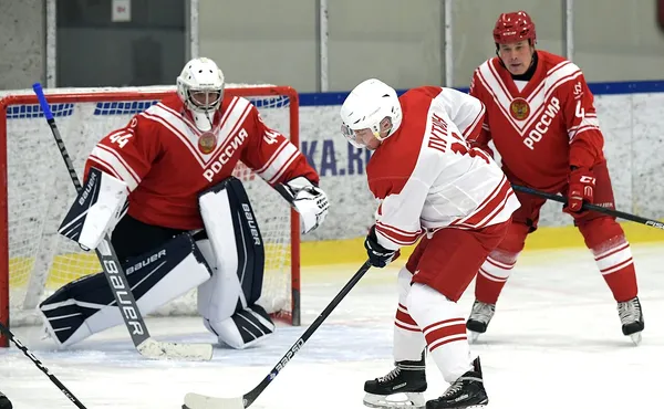 Тема: ссылка на русификацию Nhl2005