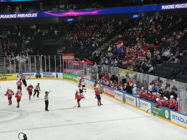 Тема: руссификация NHL07