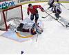 �� � �������� � NHL!-lezhat-rabotaet-omon.jpg